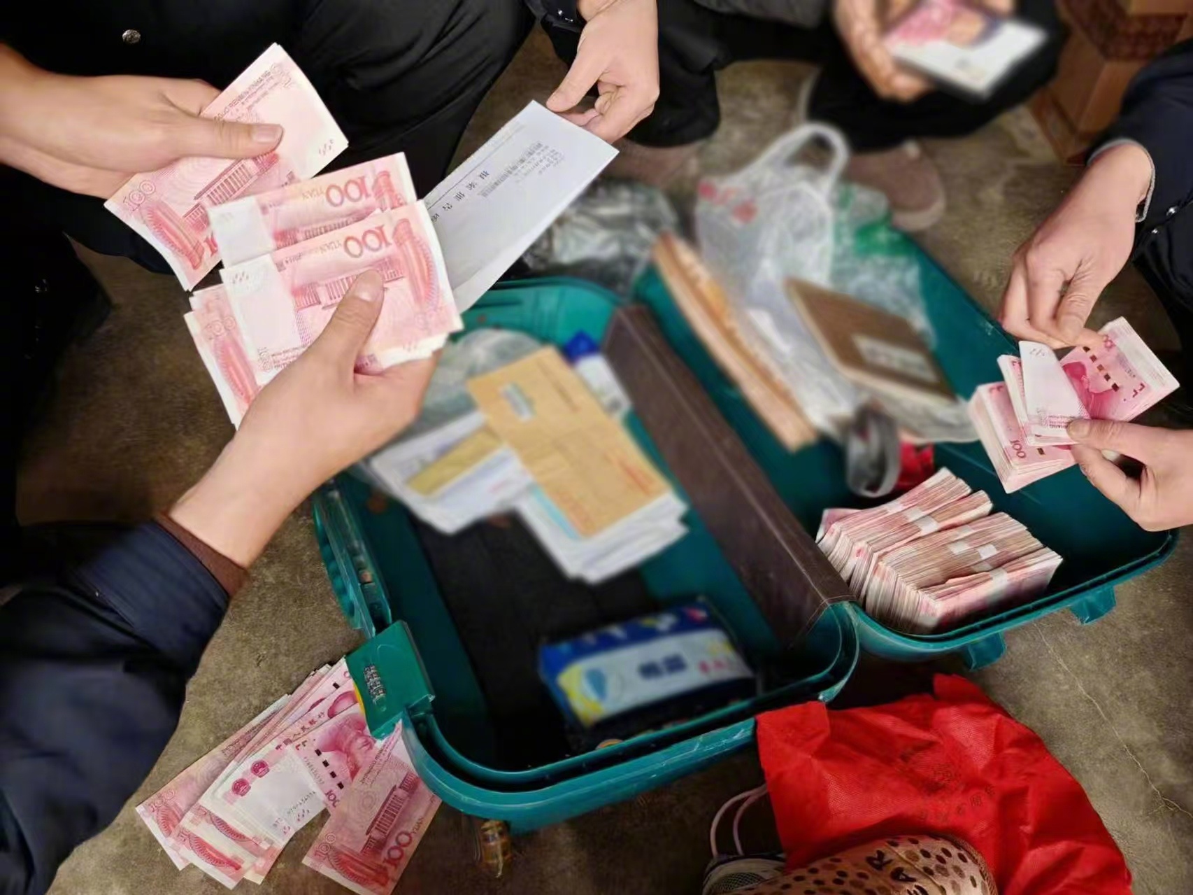 最新带现金几十万能过安检方法分析(最方便真实的江山携带现金过安检有具体规定吗方法)